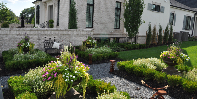 A French inspired garden instead is thought of as an orderly, peaceful retreat away from the chaos of the outside world.